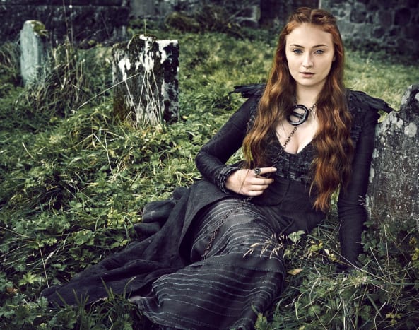 Sophie Turner ist eine 21-jährige Schauspielerin, die vor allem dafür bekannt ist, Sansa Stark in HBOs Game of Thrones zu spielen.