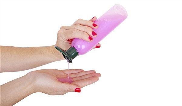 shampooing à l'huile de bois de santal