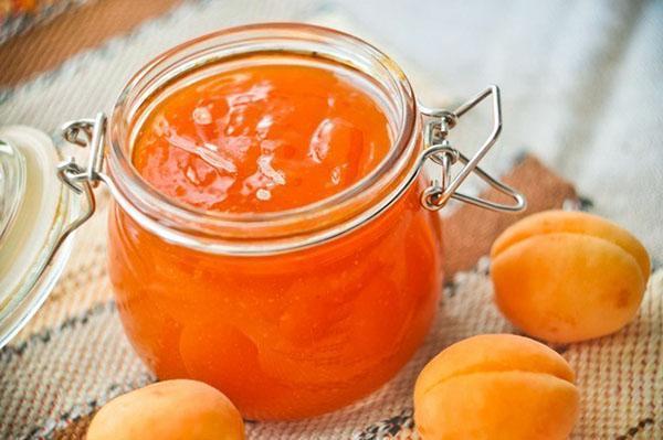 confiture d'abricot classique