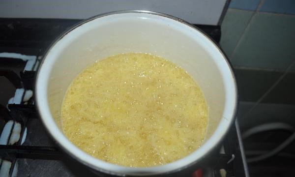 freír patatas