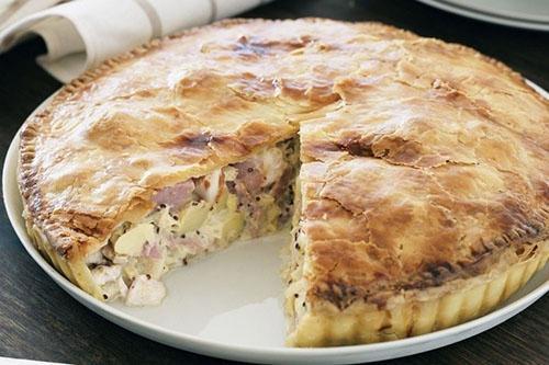 kurnik au poulet et pommes de terre