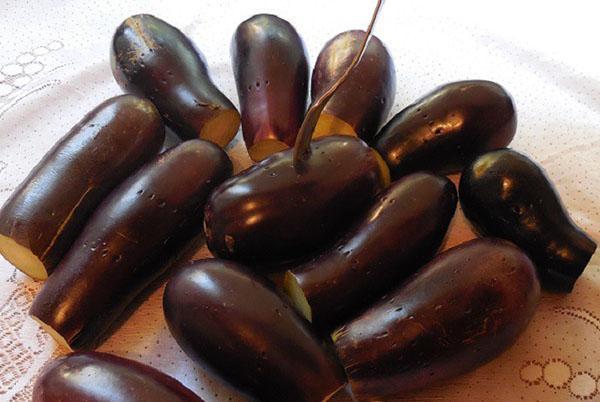 perforar las verduras con un tenedor