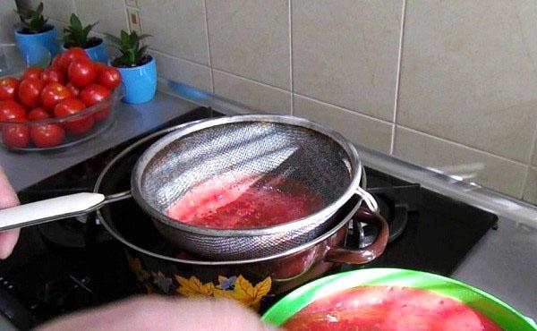 hervir jugo de tomate