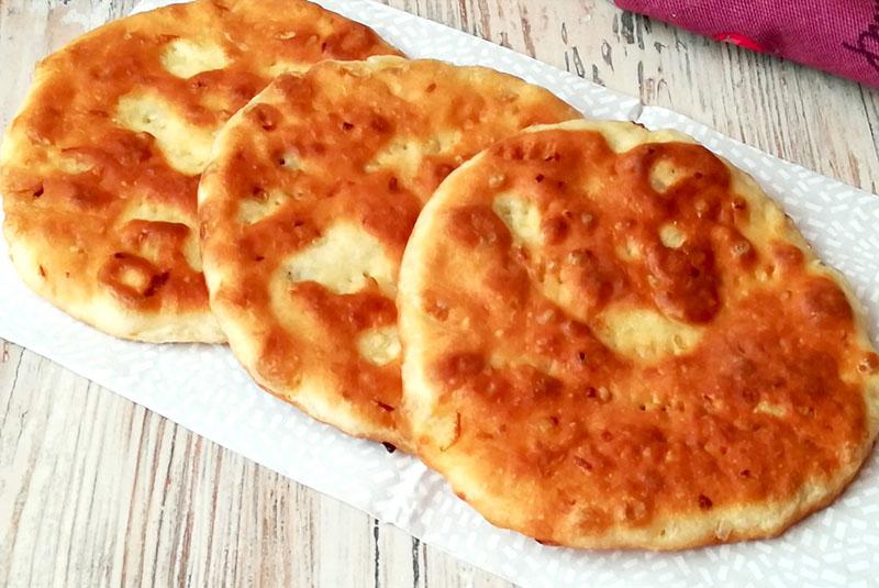 gâteaux à l'oignon ouzbek
