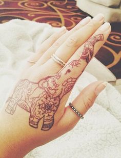 Henna Tattoo Designs - TOP 140 Designs und Ideen für Henna-Liebhaber