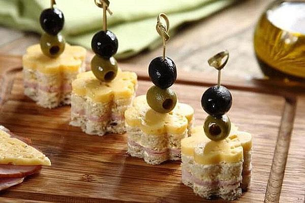 Canapés rizados