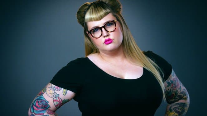 Ich hatte nie wirklich daran gedacht, bei Ink Master mitzumachen, aber Matt O'Baughs Frau (und meine gute Freundin) Jessica ermutigte uns wirklich zum Vorsprechen und meinte, wir sollten es zumindest versuchen. Also aus einer Laune heraus beschlossen Matt, mein Kollege Paul Lee und ich an einem Samstagabend, acht Stunden nach Austin, Texas zu fahren, um an diesem Sonntagnachmittag ein offenes Casting zu machen. Glücklicherweise liefen die Castings wirklich gut und die Produzenten fragten, ob Matt und ich noch einen Tag länger bleiben könnten, um noch mehr Castings zu machen, diesmal vor einer Kamera. Ein paar Monate später, nach mehreren Telefonaten und E-Mails mit Produzenten, erhielten wir grünes Licht für Ink Master Season 6