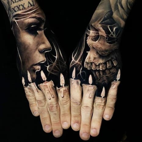 Artwork/Foto von Jak ConnollyThis verdient #1. Es ist so trippig, dass man zweimal hinschaut, um herauszufinden, wo das Tattoo beginnt und ob seine Finger noch da sind. Gut erledigt.