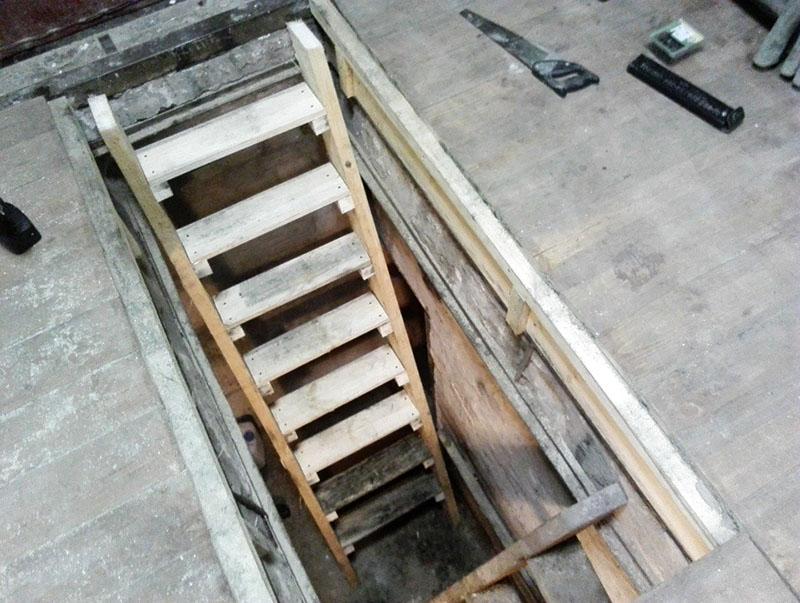 escaleras de madera