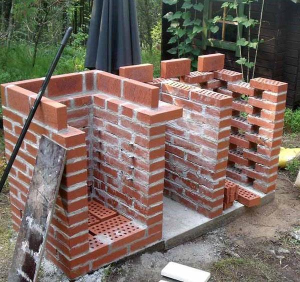 construction de barbecue en brique