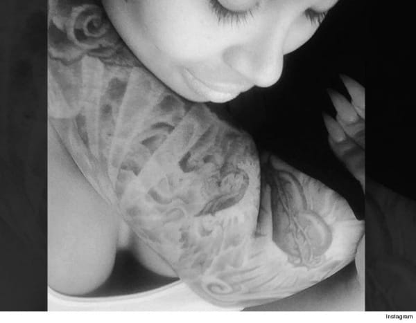 هل تنظر Blac Chyna إلى صورتها الخاصة؟