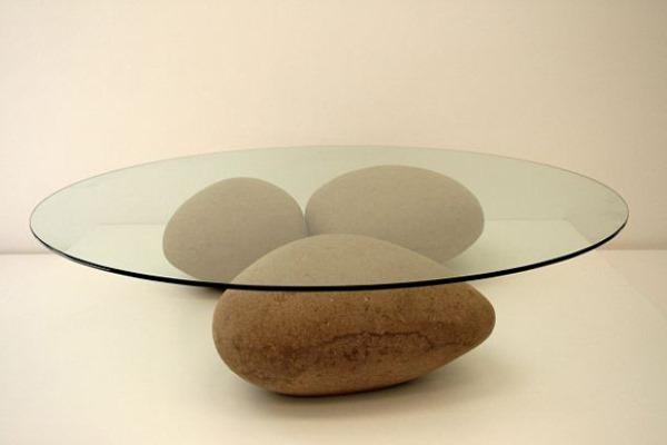 Mesa con soporte de piedra