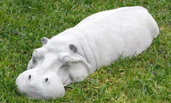 Hippopotame en béton