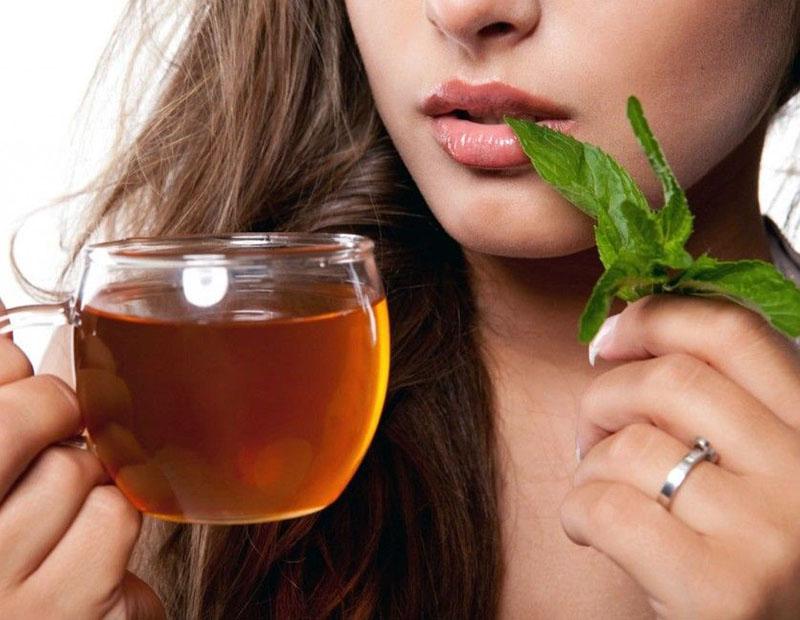 propiedades beneficiosas de la menta para la mujer