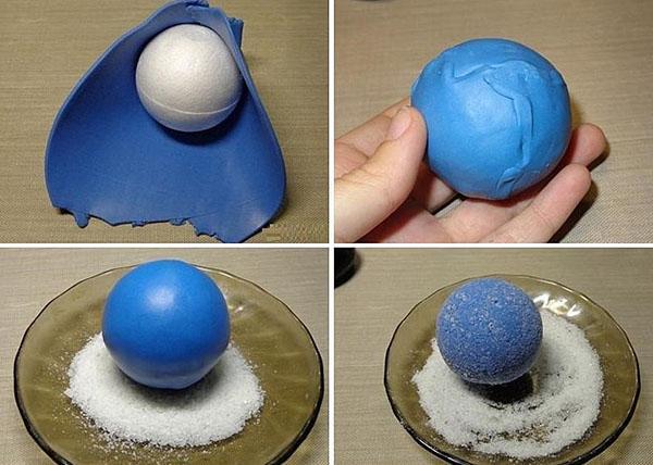 nous fabriquons des boules en pâte polymère