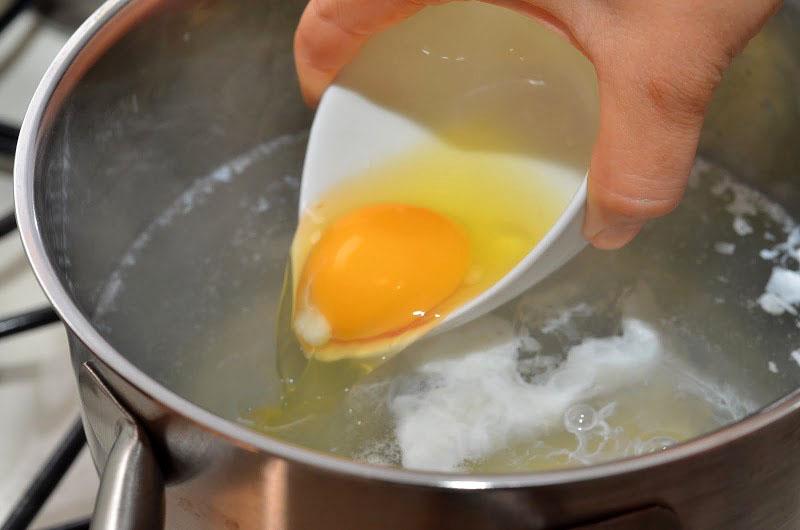 faire bouillir un oeuf poché