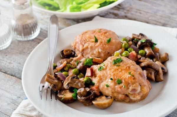 pollo con champiñones en salsa cremosa