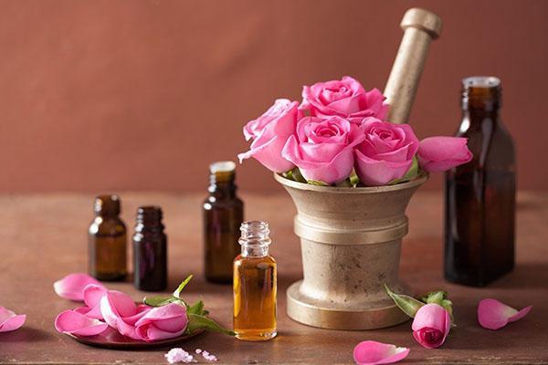 aceites esenciales de rosas