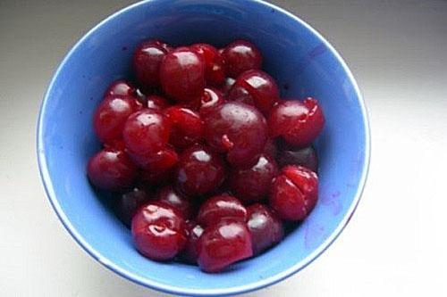 quitar el hueso de las cerezas