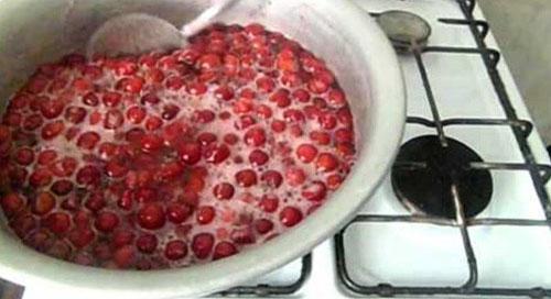 cocinar cerezas con azúcar