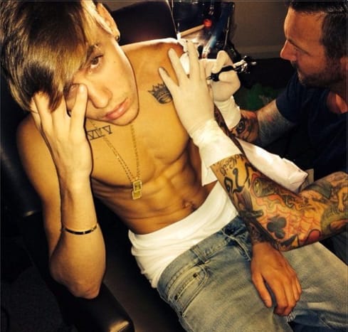 Justin Bieber se před několika lety nechal tetovat v Austrálii, kde si nechal také vytetovat svá nejnovější tetování. Foto: Justin Bieber/Instagram