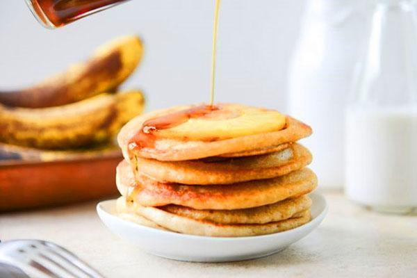 panqueques con calabacín de piña