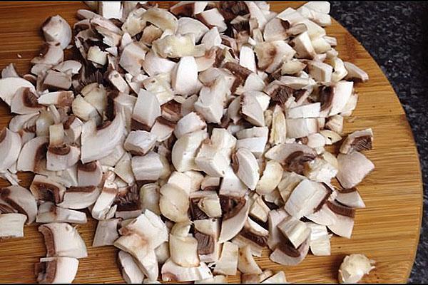 tranchage de champignons