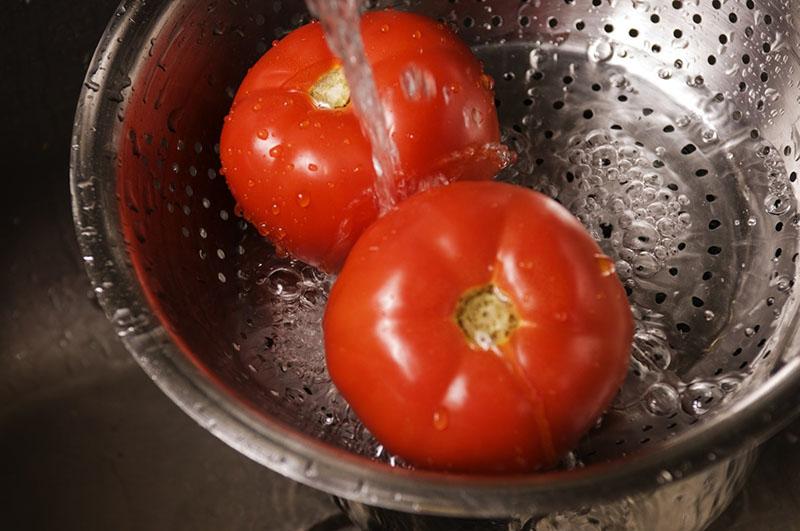 préparer les tomates