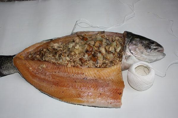 rellenar el pescado con champiñones