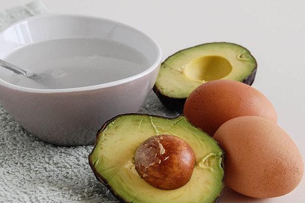 hacer una mascarilla de coco
