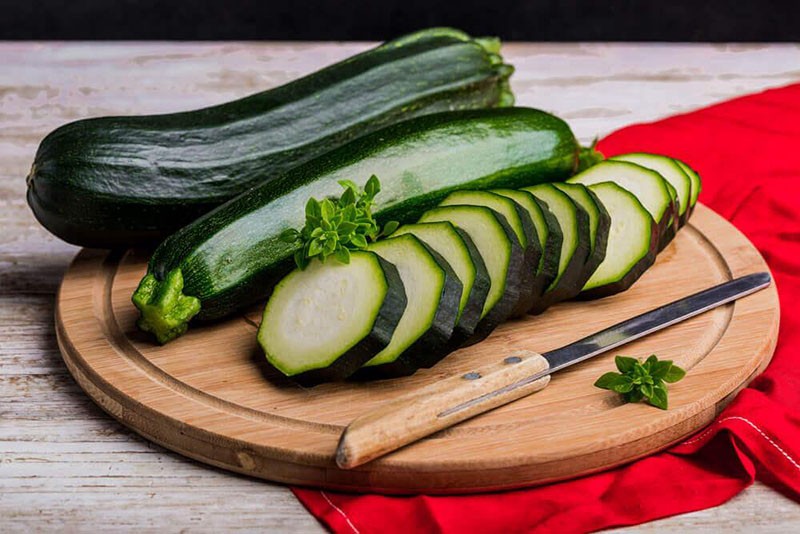 vegetales de calabacín bajos en calorías