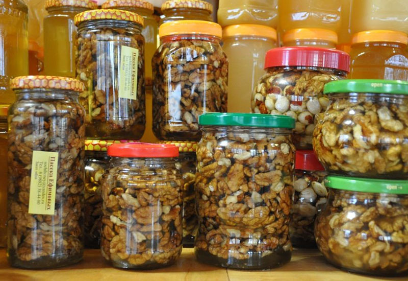 almacenar nueces peladas en frascos