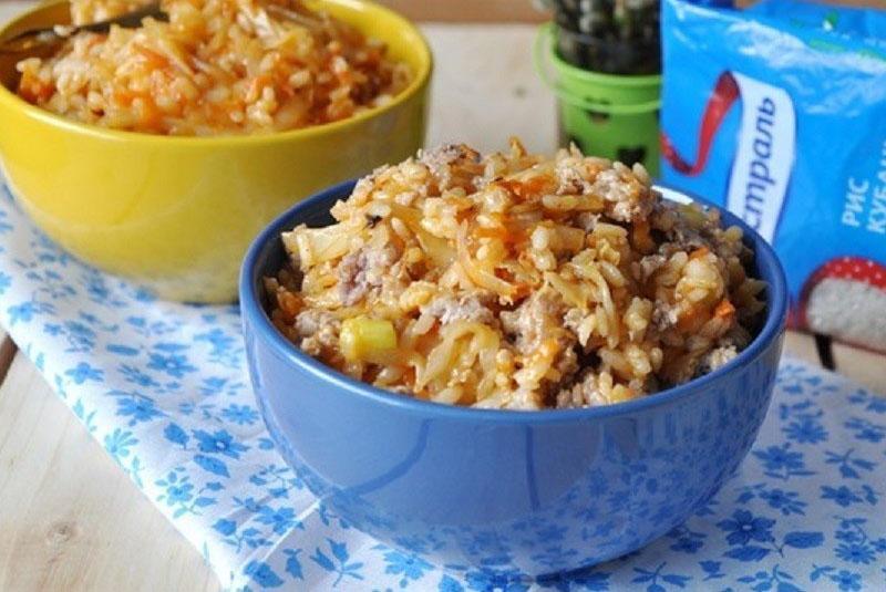 Rollitos de repollo rellenos perezosos en bielorruso