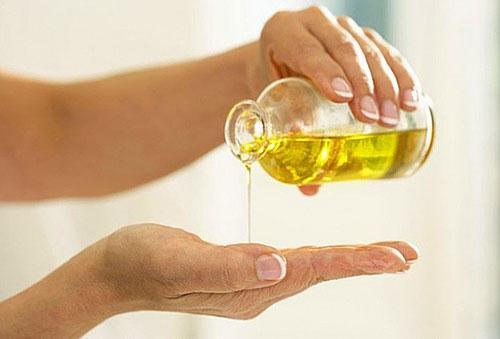 El aceite de semilla de sandía se usa para limpiar la piel.
