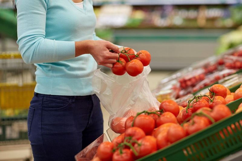 venta de tomates frescos