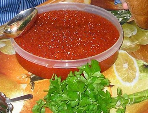 caviar de salmón rosado salado en casa