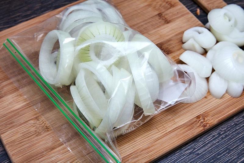 enviar cebollas picadas al congelador