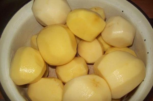 pelar patatas