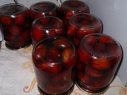 ciruela en su propio jugo