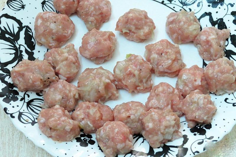 faire des boulettes de viande