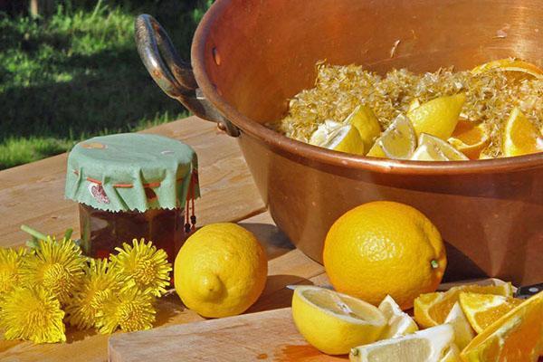 ingredientes de mermelada de diente de león y limón