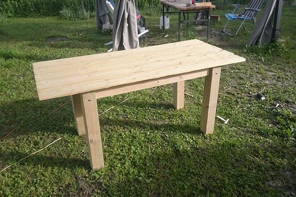 comment faire une table avec vos propres mains