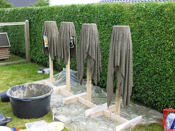 la formation de pots de fleurs décoratifs