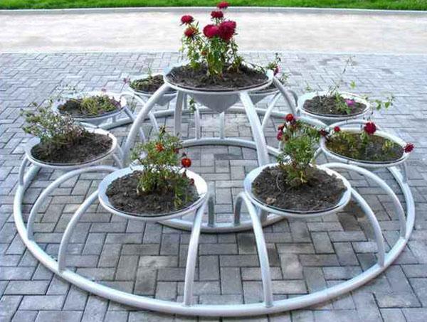 pots de fleurs en métal