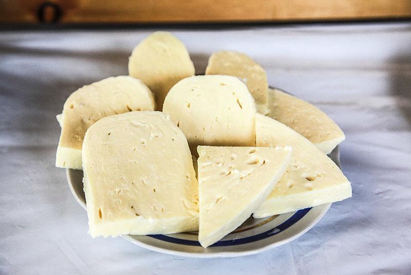 Queso holandés al estilo eslavo