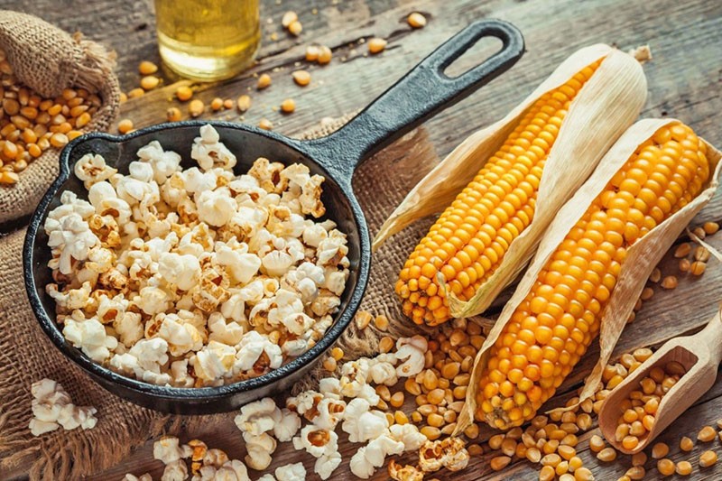 cómo hacer palomitas de maíz en una sartén