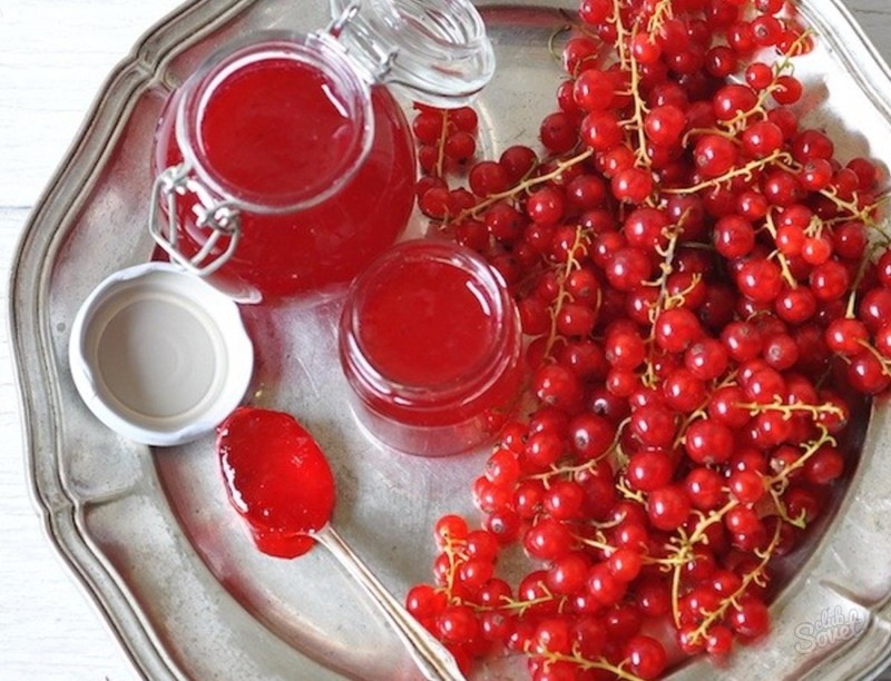 receta de gelatina de grosella roja para el invierno