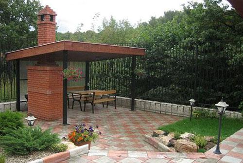 gazebo avec barbecue