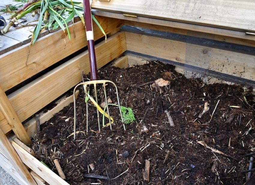 cómo acelerar la maduración del compost