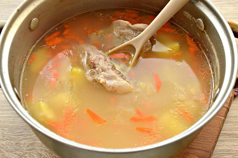 faire bouillir la soupe aux pois